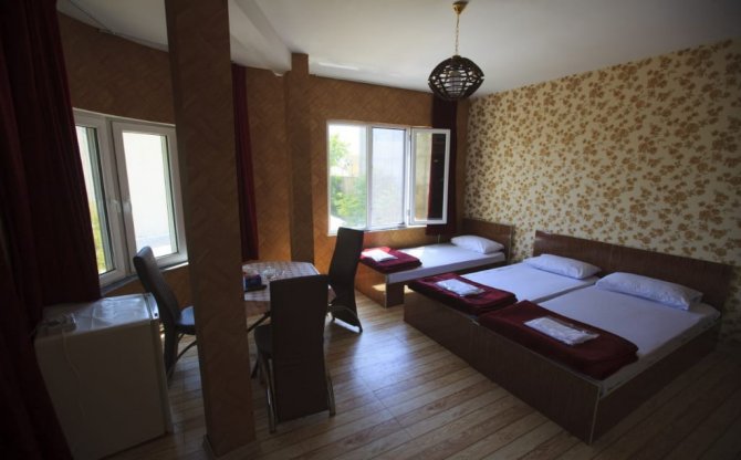 عکس مهمانسرای حیات اردبیل
